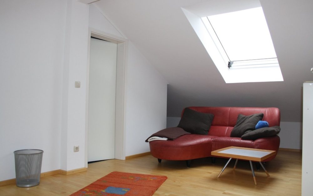 +VERMIETET + helle Maisonettewohnung zum Wohnen und Arbeiten