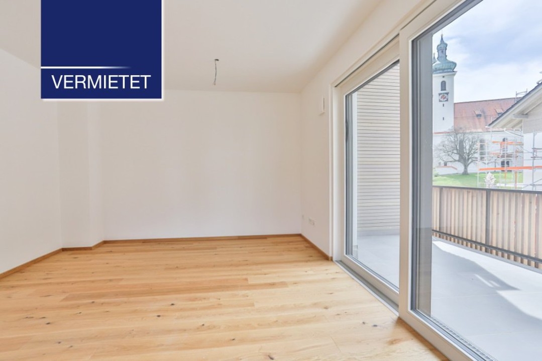 +VERMIETET+ großzügige 2-Zimmer-Wohnung mit TG und Aufzug