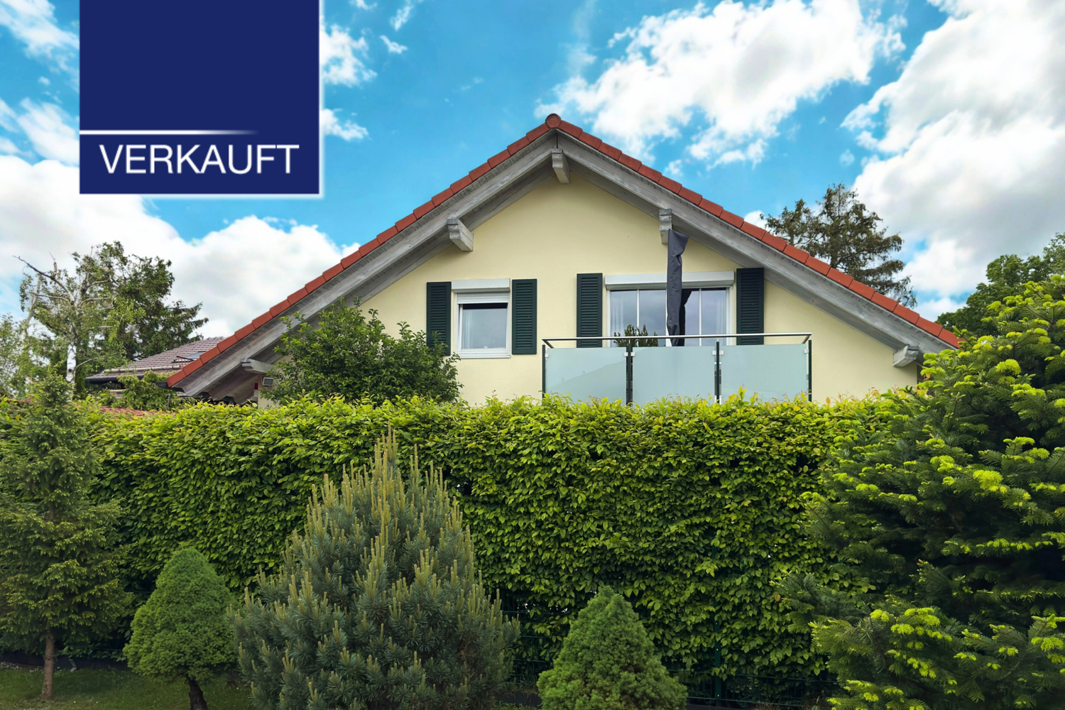 +VERKAUFT+ Moderne Doppelhaushälfte in ruhiger Lage
